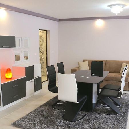 Sundance Apartments Sandanski Esterno foto