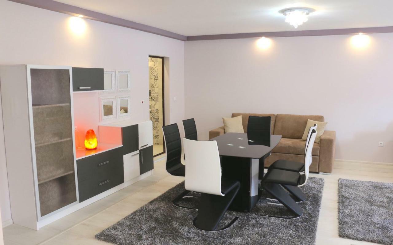 Sundance Apartments Sandanski Esterno foto